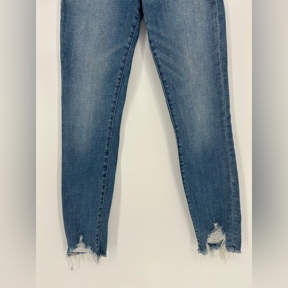 Abercrombie & Fitch The Super Skinny Ankle Mid Rise Raw Hem Jeans In Size 26/2 - Picture 11 of 12